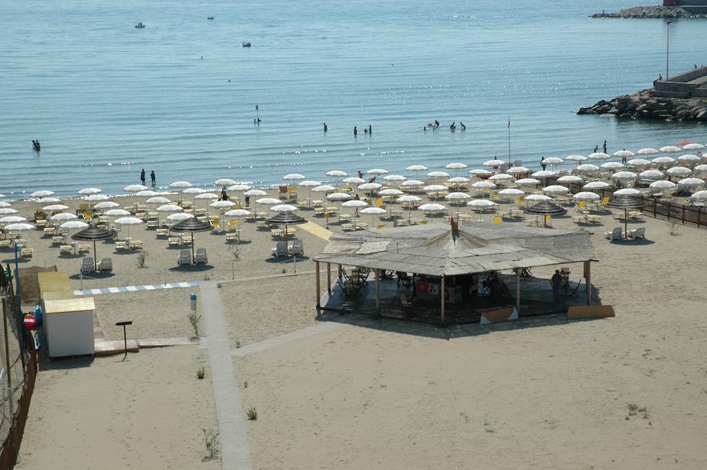 Grand Hotel Palace Terracina Exterior foto