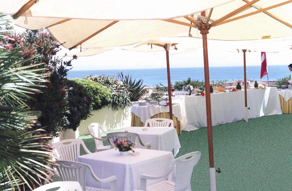 Grand Hotel Palace Terracina Exterior foto