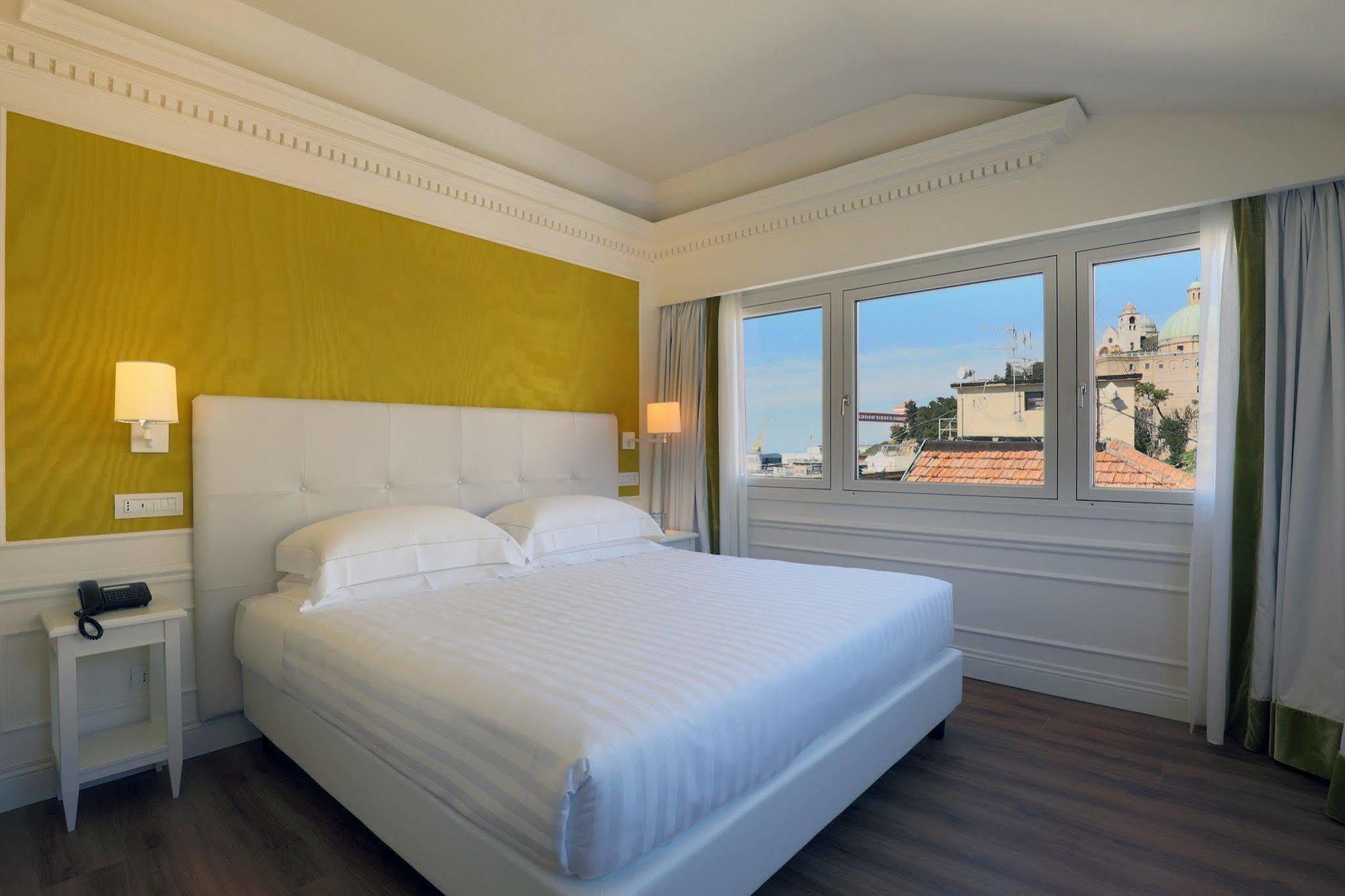Grand Hotel Palace Terracina Exterior foto