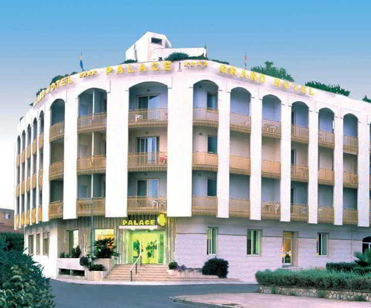 Grand Hotel Palace Terracina Exterior foto