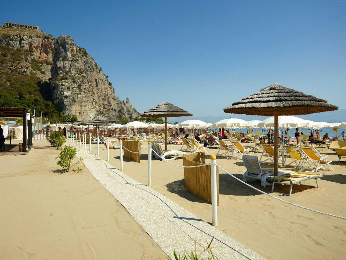 Grand Hotel Palace Terracina Exterior foto